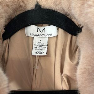 Faux fur tan size L short jacket